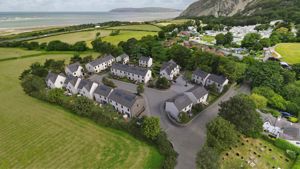 Photo 1- click for photo gallery